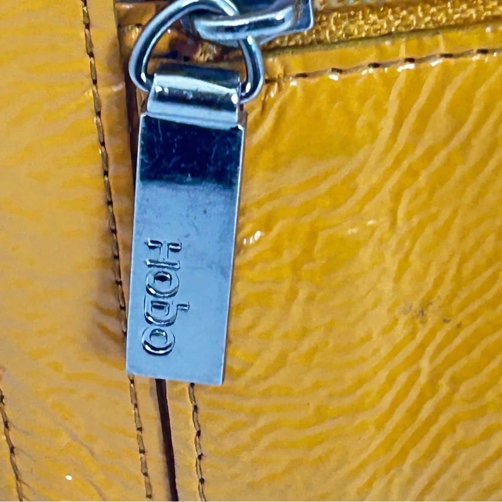 Hobo International Large Patent Leather Women's Clutch Wallet | Orange Y2k - Picture 3 of 15